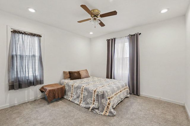 6148 N Globe Street, Westland, MI 48185