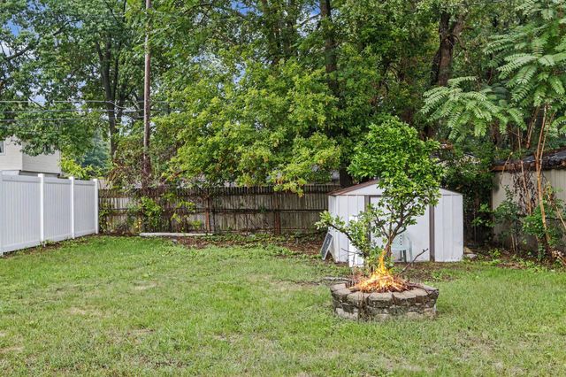 6148 N Globe Street, Westland, MI 48185