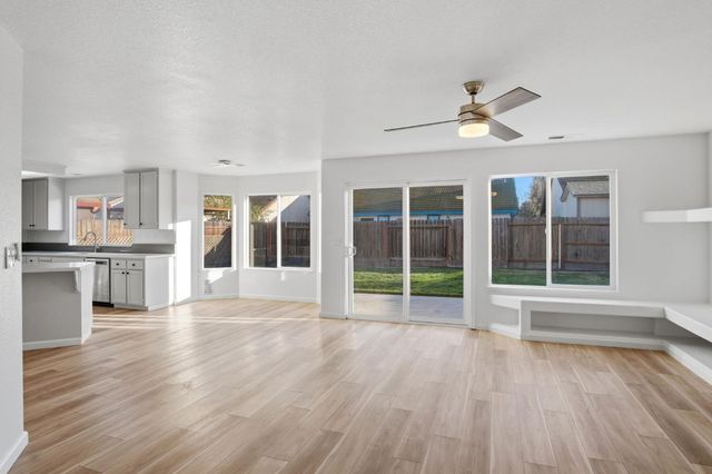 2808 Medinah Way, Modesto, CA 95355