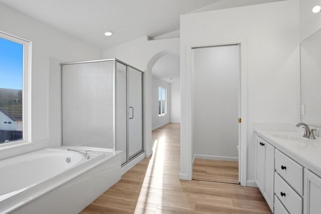 2808 Medinah Way, Modesto, CA 95355