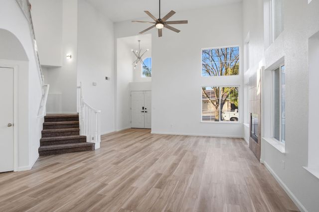 2808 Medinah Way, Modesto, CA 95355