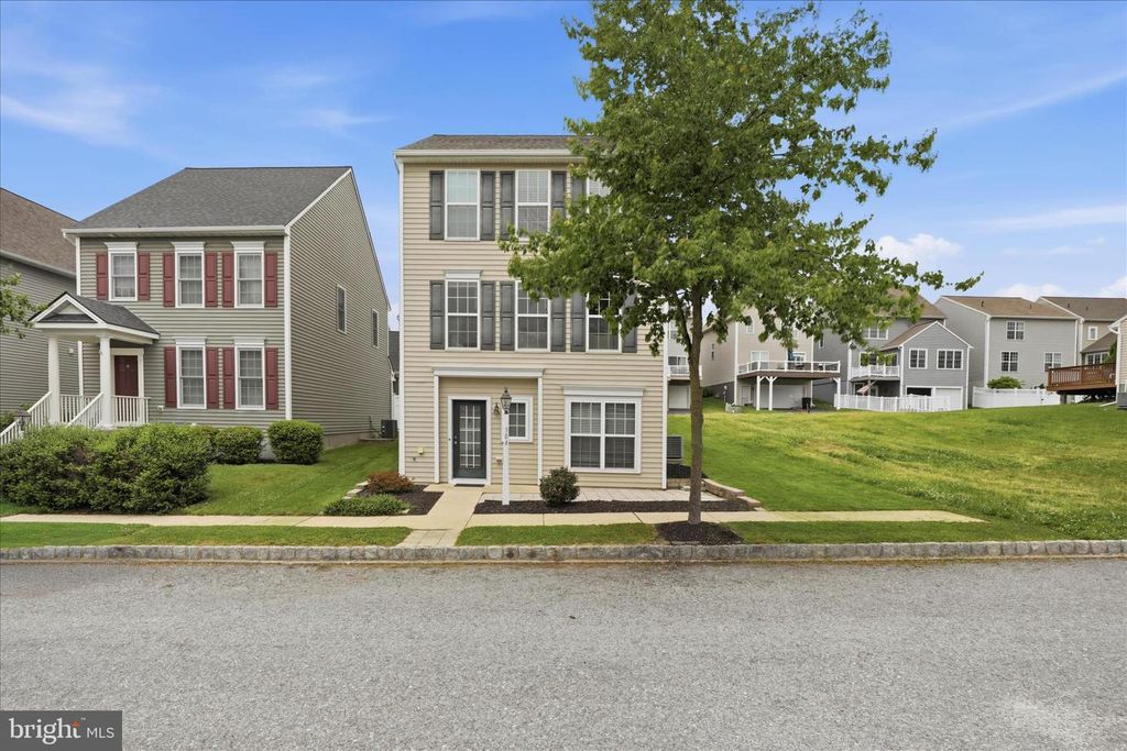 304 WITWER WAY, Mount Joy, PA 17552