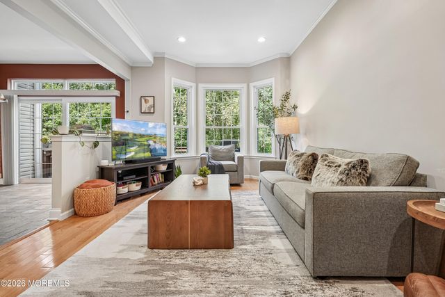 20 Kensington Drive, Randolph, NJ 07869
