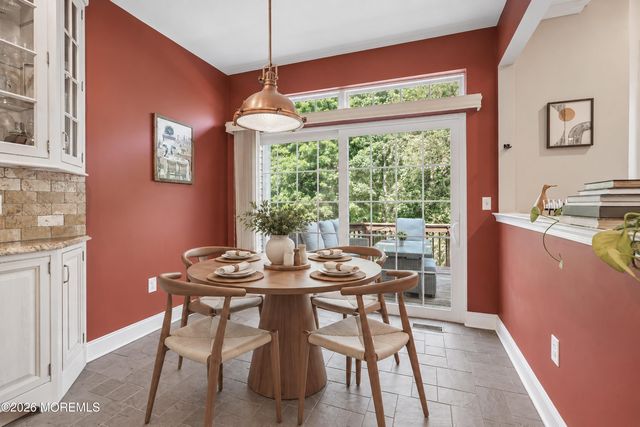 20 Kensington Drive, Randolph, NJ 07869