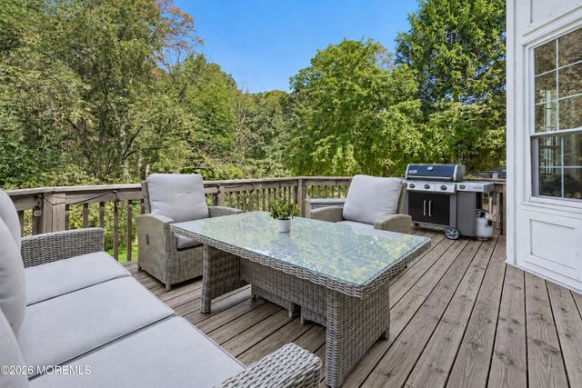 20 Kensington Drive, Randolph, NJ 07869