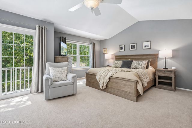 20 Kensington Drive, Randolph, NJ 07869