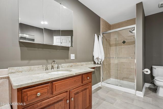 20 Kensington Drive, Randolph, NJ 07869