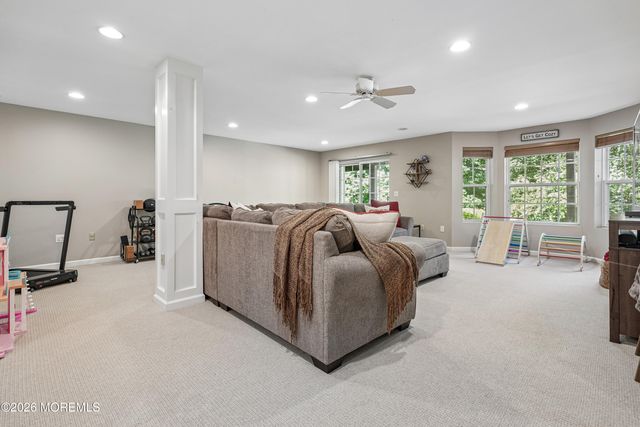 20 Kensington Drive, Randolph, NJ 07869
