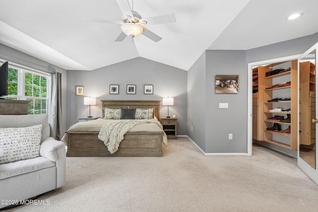 20 Kensington Drive, Randolph, NJ 07869