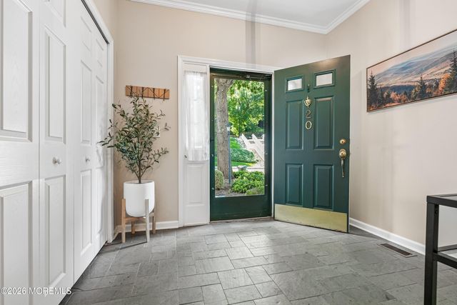 20 Kensington Drive, Randolph, NJ 07869