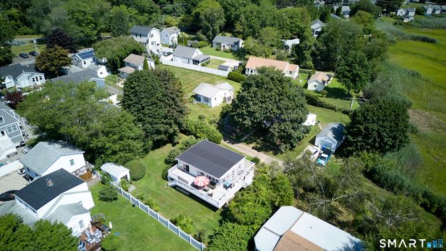 8 Kenn Road, Old Saybrook, CT 06475