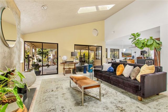 23572 Continental Drive, Canyon Lake, CA 92587