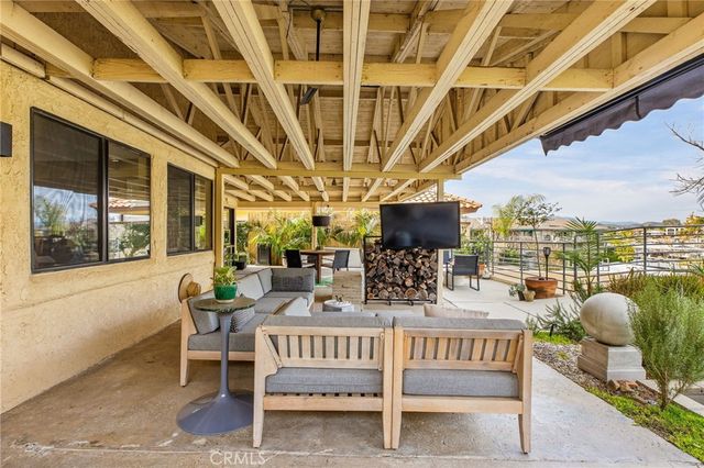 23572 Continental Drive, Canyon Lake, CA 92587