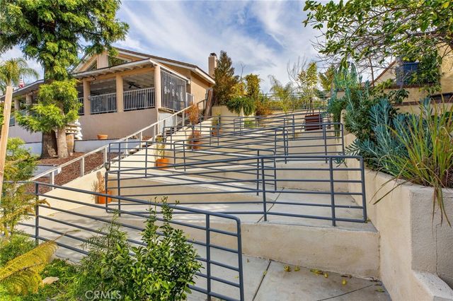 23572 Continental Drive, Canyon Lake, CA 92587