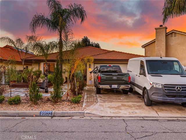 23572 Continental Drive, Canyon Lake, CA 92587