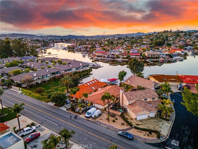 23572 Continental Drive, Canyon Lake, CA 92587