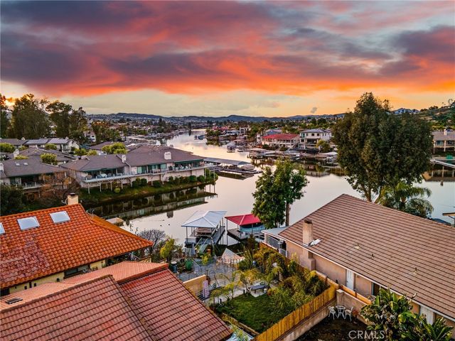 23572 Continental Drive, Canyon Lake, CA 92587