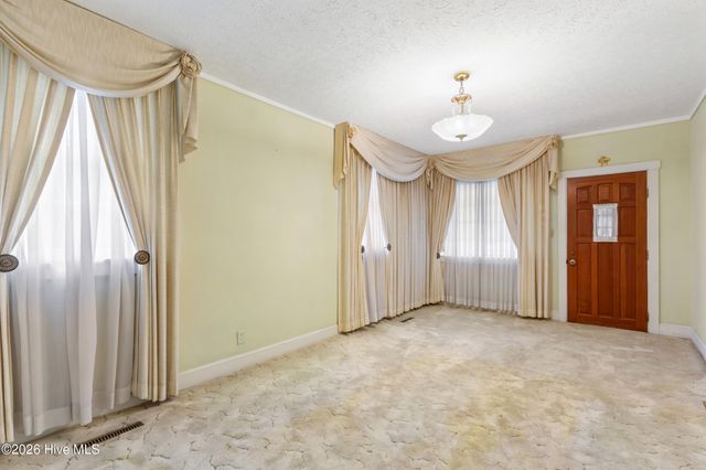 1105 Ann Street, Wilmington, NC 28401