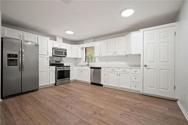 10161 Pollard Road, Semmes, AL 36575