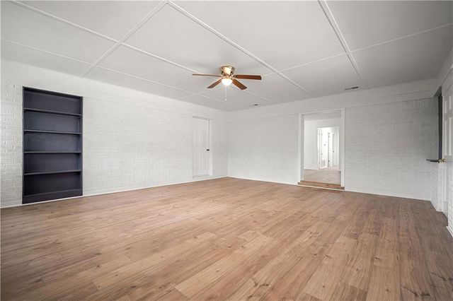 10161 Pollard Road, Semmes, AL 36575