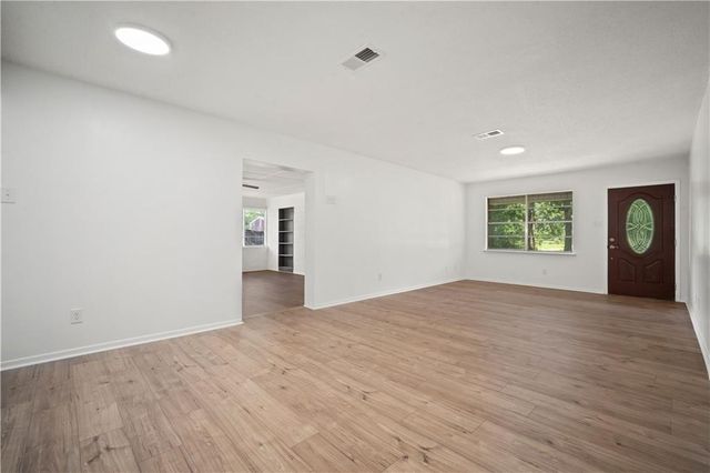 10161 Pollard Road, Semmes, AL 36575
