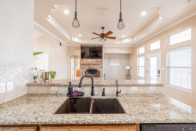 1314 S County Rd 1118, Midland, TX 79706