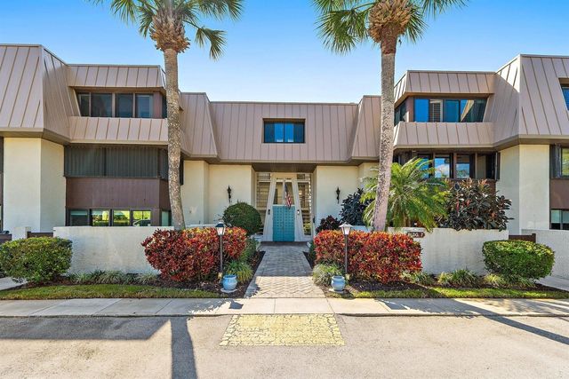 1800 SE Saint Lucie Boulevard 7-201, Stuart, FL 34996