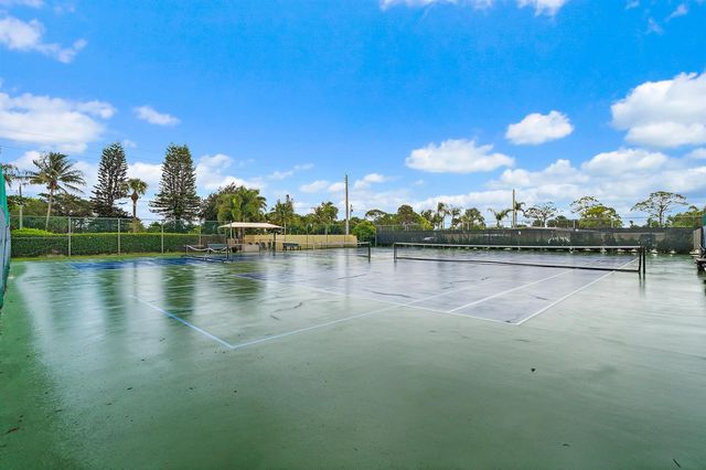 1800 SE Saint Lucie Boulevard 7-201, Stuart, FL 34996