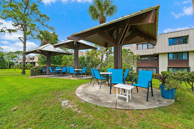 1800 SE Saint Lucie Boulevard 7-201, Stuart, FL 34996