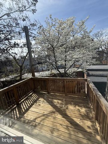 1108 STERRETT ST, Baltimore, MD 21230