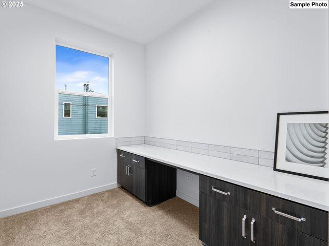 7190 Ne Glisan St, Portland, OR 97213