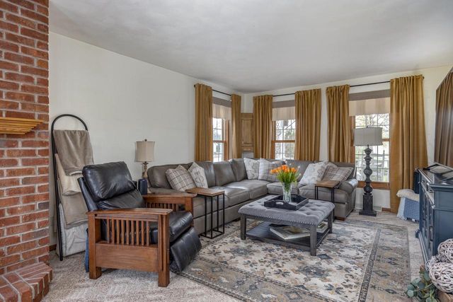 W5940 MOONFLOWER DRIVE, Appleton, WI 54915