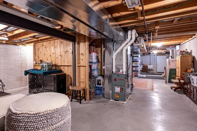 W5940 MOONFLOWER DRIVE, Appleton, WI 54915