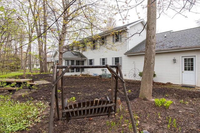 W5940 MOONFLOWER DRIVE, Appleton, WI 54915
