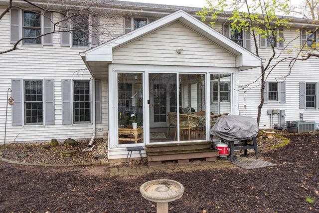 W5940 MOONFLOWER DRIVE, Appleton, WI 54915