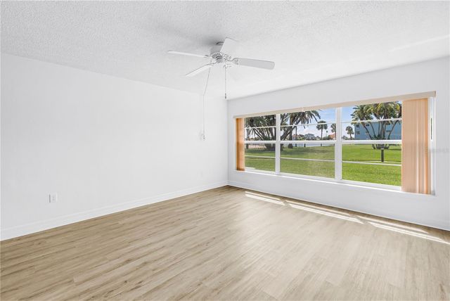 300 64TH AVENUE 117, St Pete Beach, FL 33706