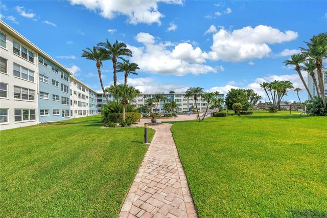 300 64TH AVENUE 117, St Pete Beach, FL 33706