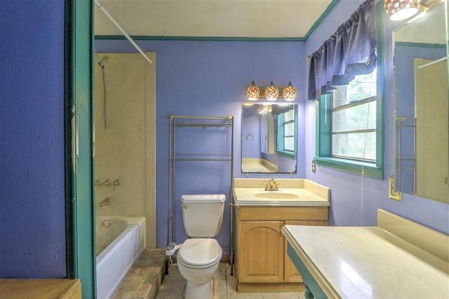 701 Park Hill Drive, Lake Charles, LA 70605