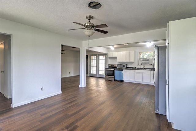 701 Park Hill Drive, Lake Charles, LA 70605