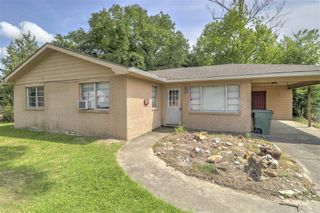 701 Park Hill Drive, Lake Charles, LA 70605