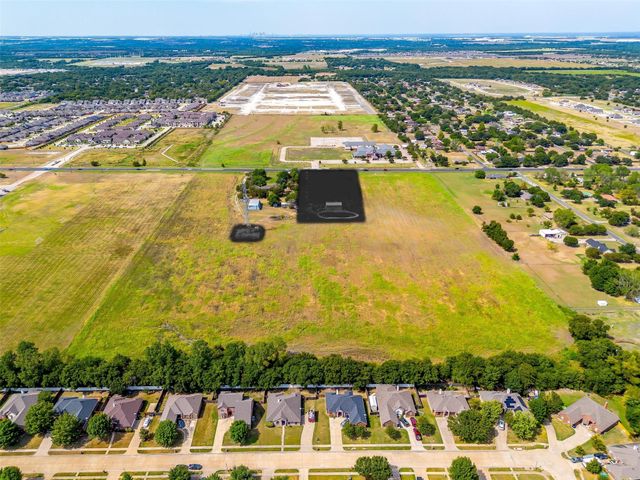 727 E Ovilla Road, Red Oak, TX 75154