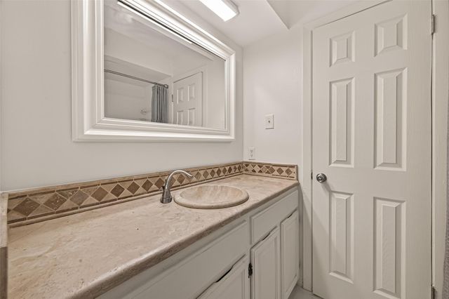 2710 Mason Street, Houston, TX 77006