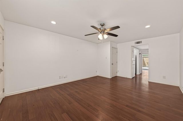 2710 Mason Street, Houston, TX 77006