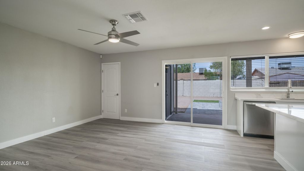 2334 W PORTOBELLO Avenue, Mesa, AZ 85202 — photo 4