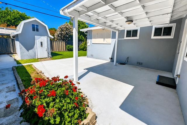 2420 Fordham Drive, Santa Clara, CA 95051