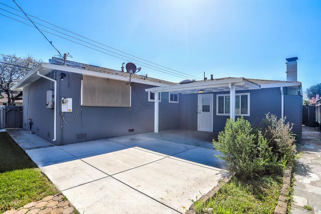 2420 Fordham Drive, Santa Clara, CA 95051