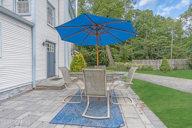 14 Maxim Road, Howell, NJ 07731