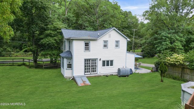 14 Maxim Road, Howell, NJ 07731