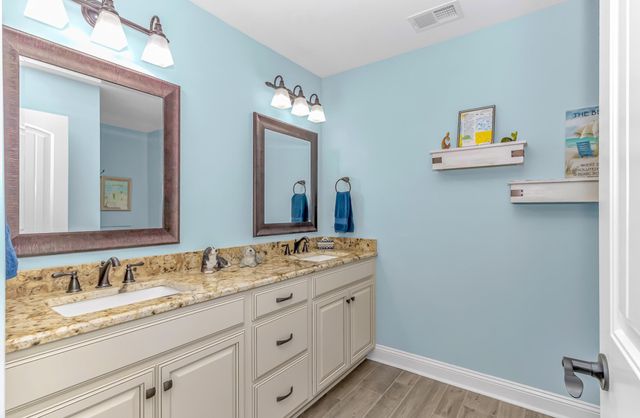 40 Big Oak Pl., Pawleys Island, SC 29585