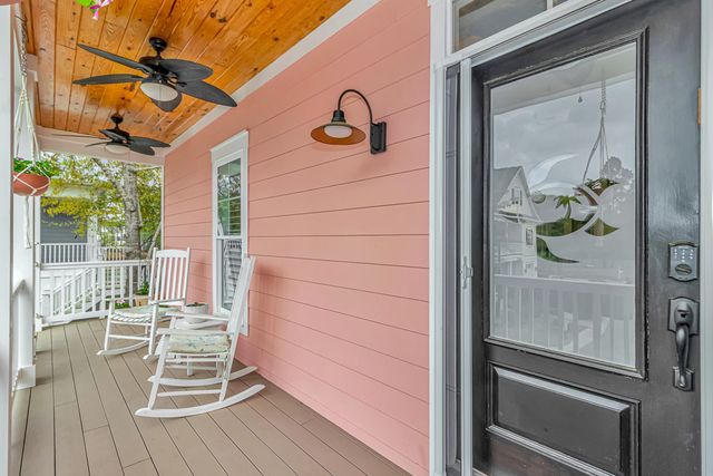 40 Big Oak Pl., Pawleys Island, SC 29585